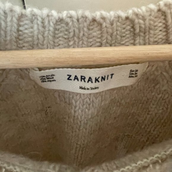 Zaraknit sweater - Picture 2 of 3